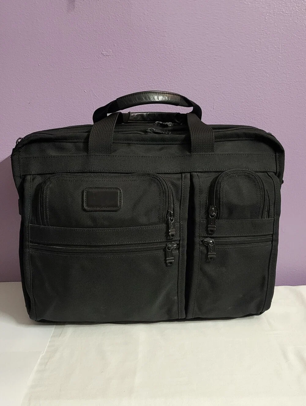 TUMI Alpha Deluxe Shoulder Messenger Bag Multi-Pocket BRIEFCASE Organizer 2621D3